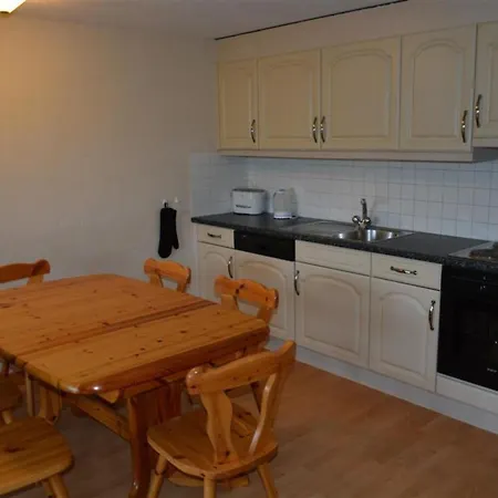 Anne - Tiefparterre By Interhome * Schönried